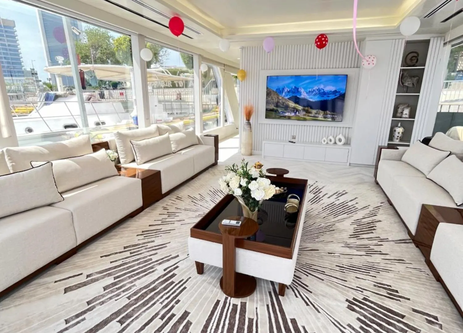 Solara Yacht Hotell Abu Dhabi 0*,